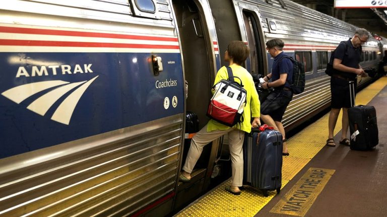 Amtrak apologizes after stranding 110 passengers