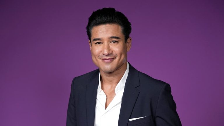 Mario Lopez ‘not ashamed’ of his faith as he builds more ‘spiritual muscle’ in Hollywood