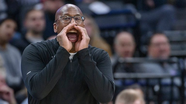 NBA coaches torch Kings over Mike Brown firing: ‘No class’