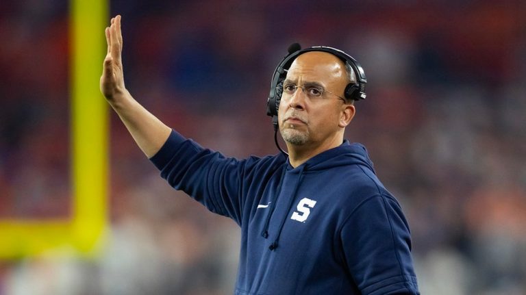 Penn State’s James Franklin jabs at Notre Dame ahead of CFP matchup: ‘Everybody should be in a conference’