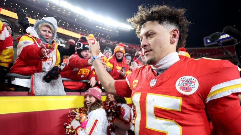 Patrick Mahomes leads Chiefs to AFC title game after daughter’s birth as Caitlin Clark, Taylor Swift cheer