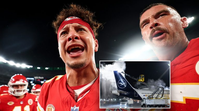 Chiefs’ team plane stranded due to ice danger en route to Denver for game with playoff stakes vs. Broncos