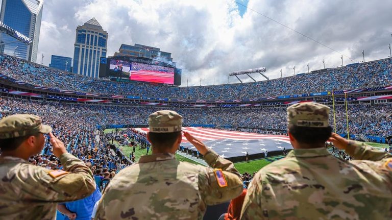 NFL announces finalists for Salute to Service Award