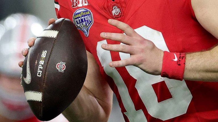 Ohio State quarterback Will Howard’s unusual-looking hand injury sparks concern on social media